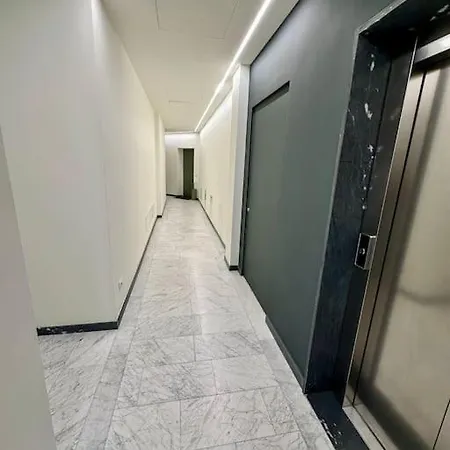Spacious 2 * Milan